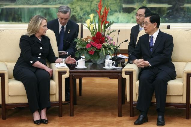 Ngoại trưởng Mỹ Hillary Clinton gặp gỡ Chủ tịch Trung Quốc Hồ Cẩm Đào